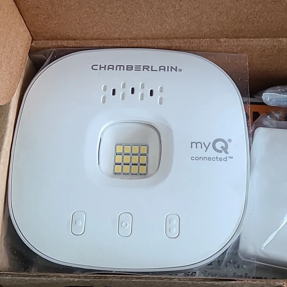 CHAMBERLAIN Smart Garage Control - Wireless Garage Hub and Sensor with Wifi & - Picture 9 of 13